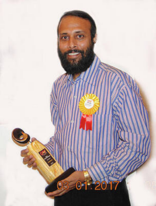 Porträt des Künstlers Kashi Nath Das